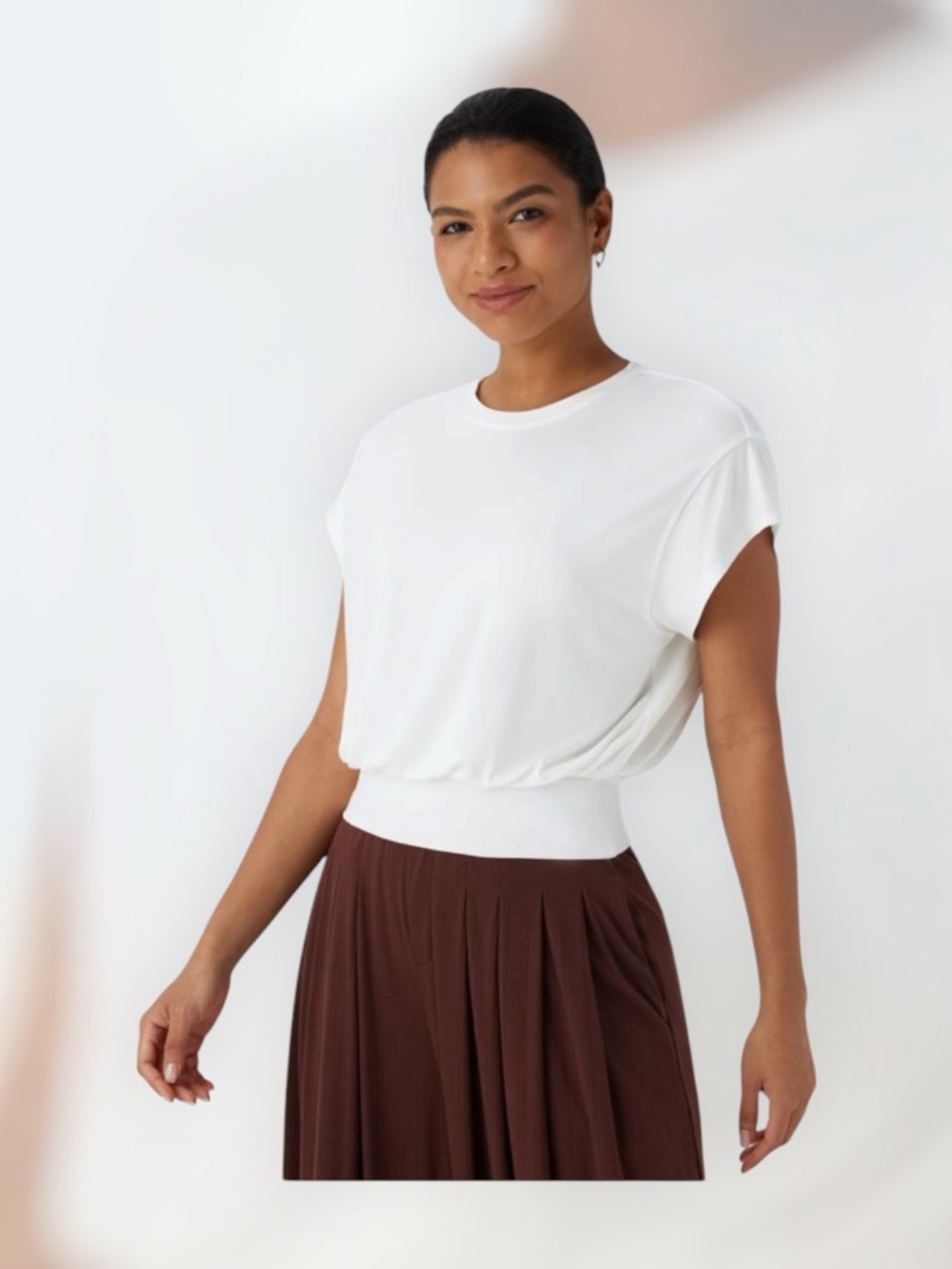NWT Halara Women's Round Neck
Short Batwing